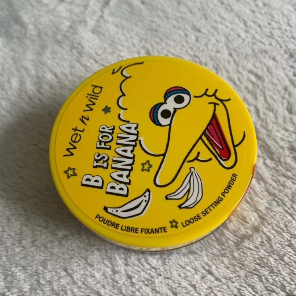 NEW Wet n Wild x Sesame Street Loose Banana Powder B is for Bananas SEALED